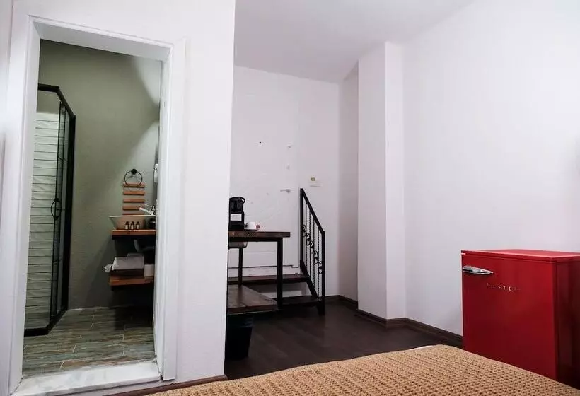 Benjamin Otel Gumusluk