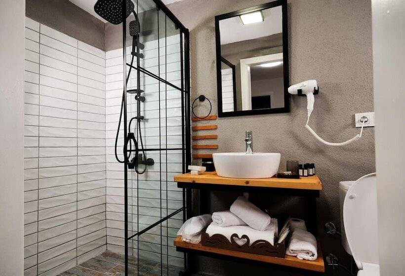 Benjamin Otel Gumusluk