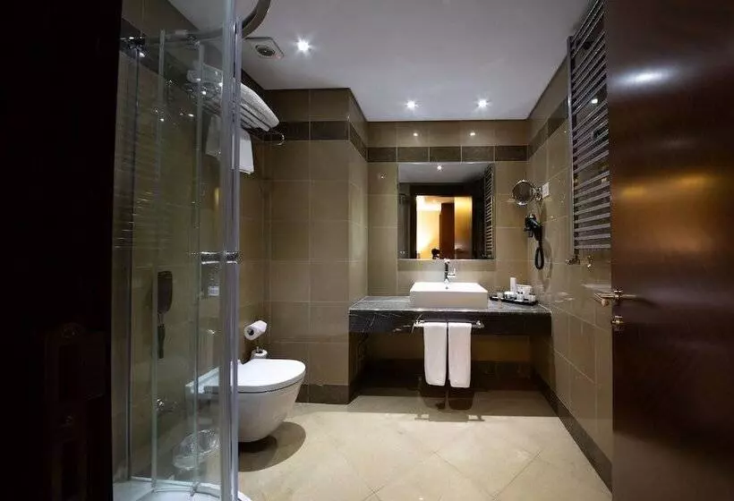 ホテル Atatürk Palas Thermal Spa & Convention Center