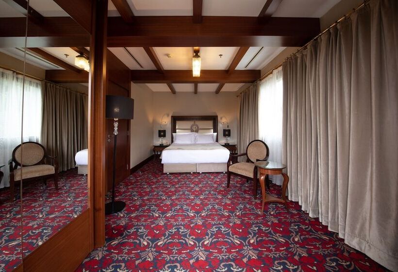 فندق Atatürk Palas Thermal Spa & Convention Center