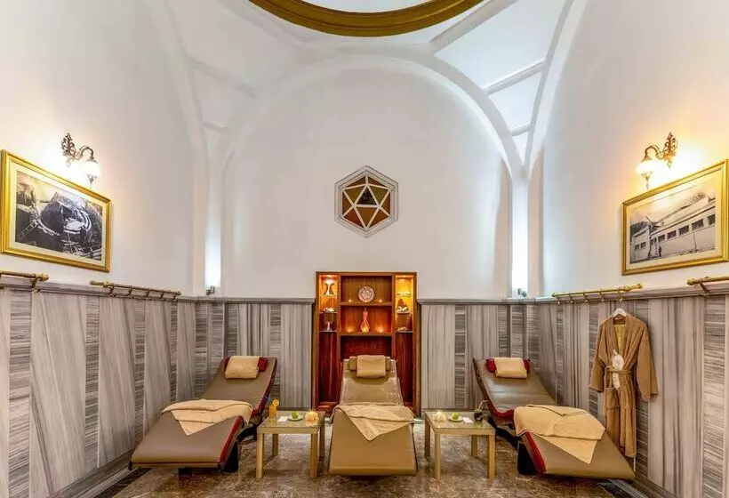 ホテル Atatürk Palas Thermal Spa & Convention Center