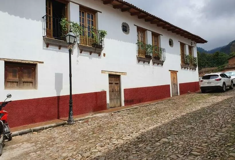 ホテル Casa Dos Gallos