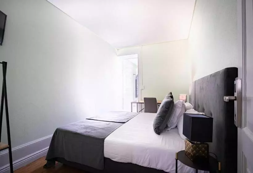 هتل Duque D`avila 2