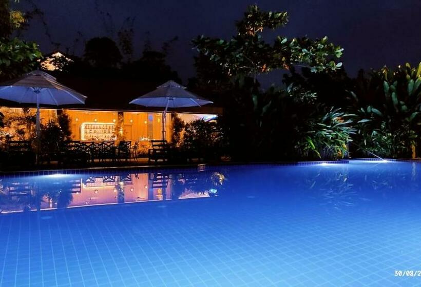 酒店 Mayfair On Sea, Morjim Beach, Goa