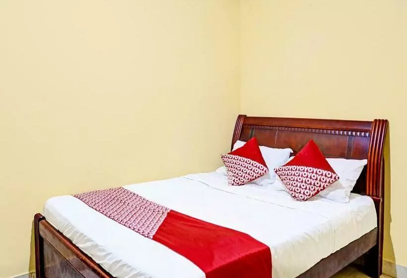 ホテル Oyo 91368 Jasmine 999