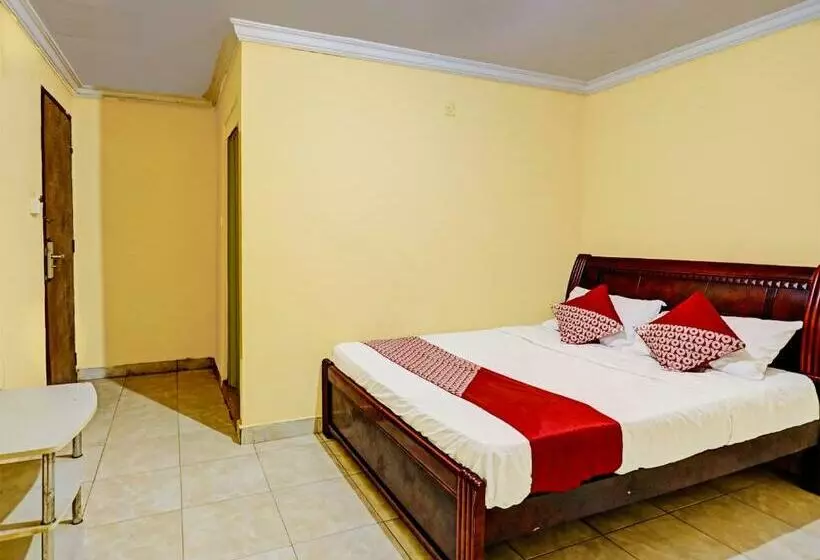 ホテル Oyo 91368 Jasmine 999