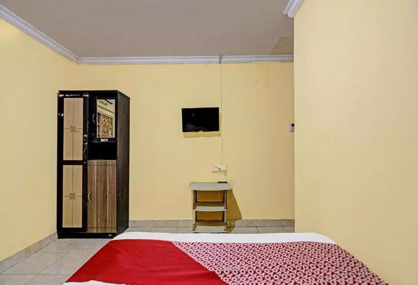 ホテル Oyo 91368 Jasmine 999