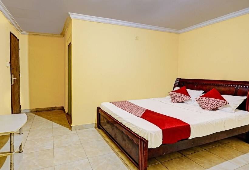 فندق Oyo 91368 Jasmine 999