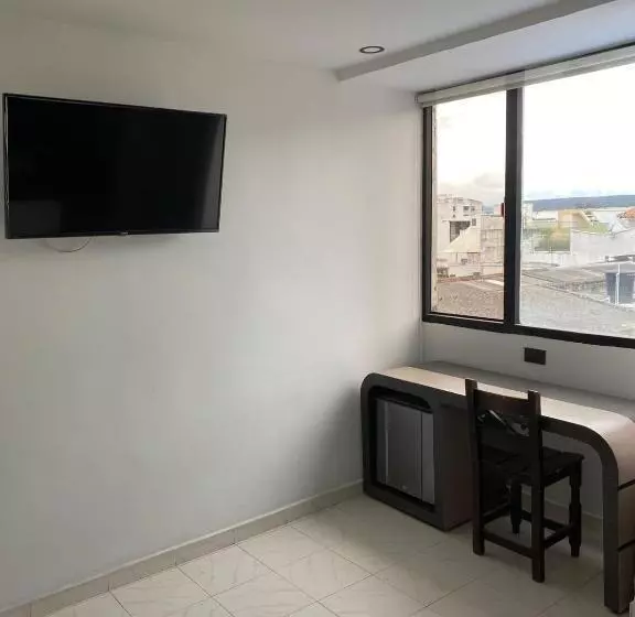 ホテル Plaza Real Ocaña