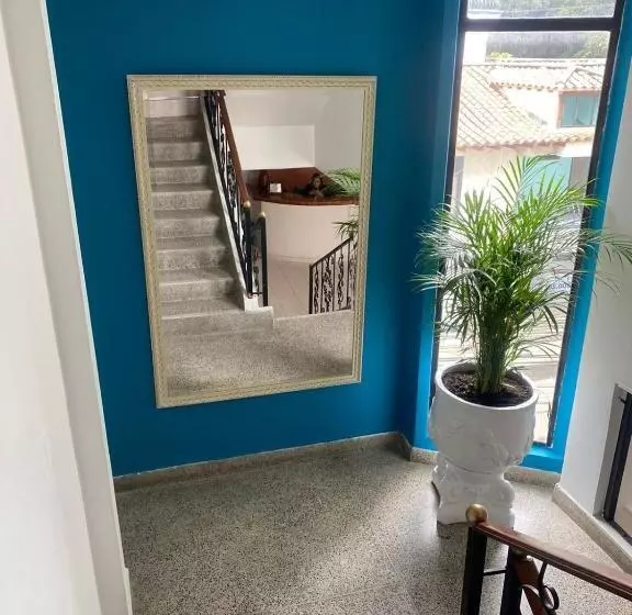 ホテル Plaza Real Ocaña