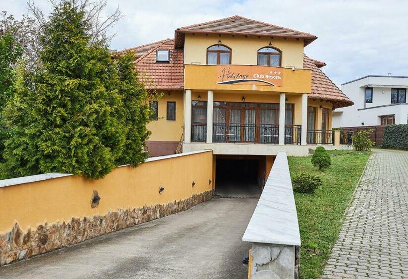 پانسیون Holidays Club Resorts