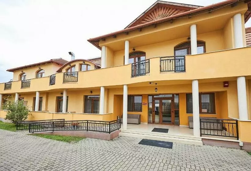 پانسیون Holidays Club Resorts