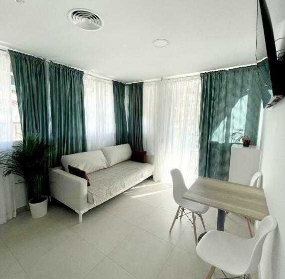 Villamartin Hotel Ghb