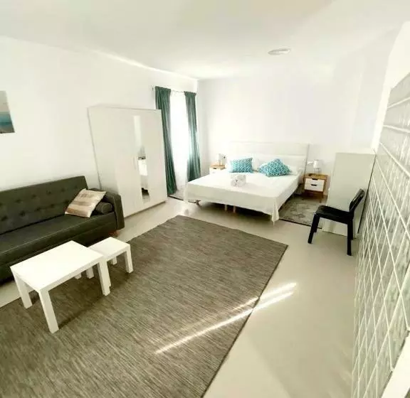 Villamartin Hotel Ghb