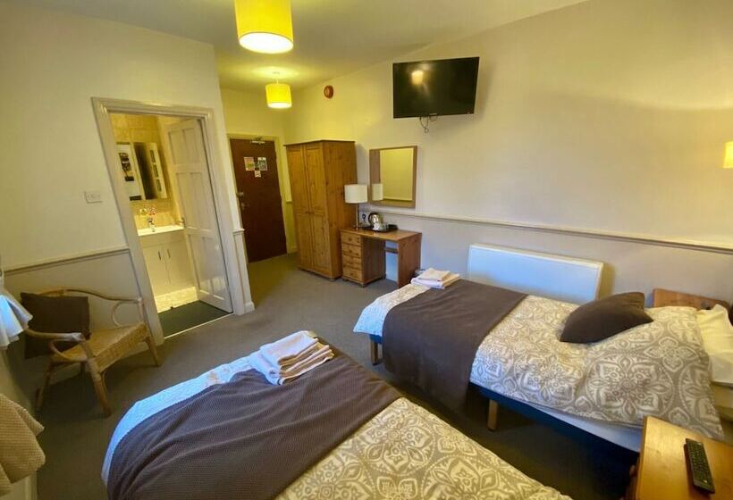 호스텔 Queens Ground