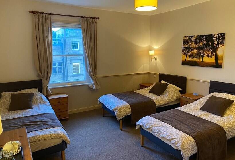 호스텔 Queens Ground