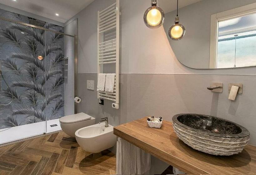 مبيت وإفطار Brezza Marina Guest House