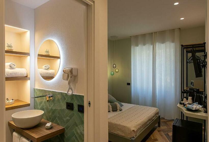 مبيت وإفطار Brezza Marina Guest House