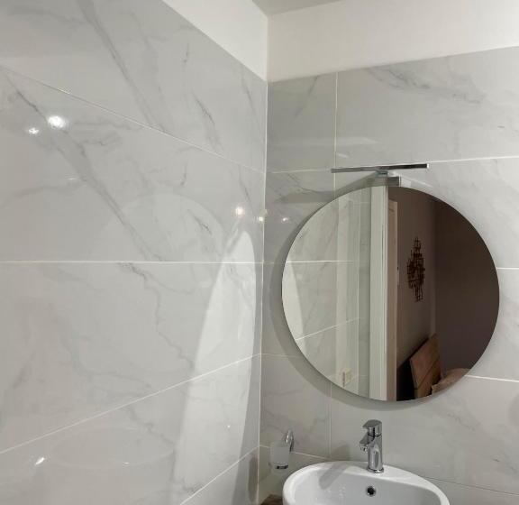 تختخواب و صبحانه Marinas