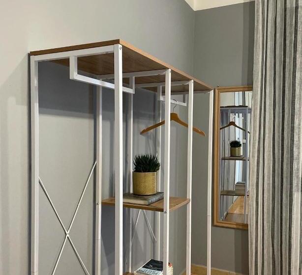 تختخواب و صبحانه Marinas