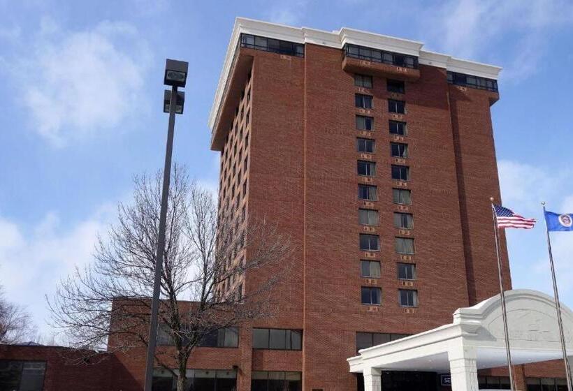 Best Western Brooklyn Center Hotel & Conference Center