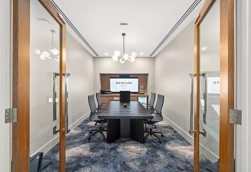 ホテル Mercure Pakenham