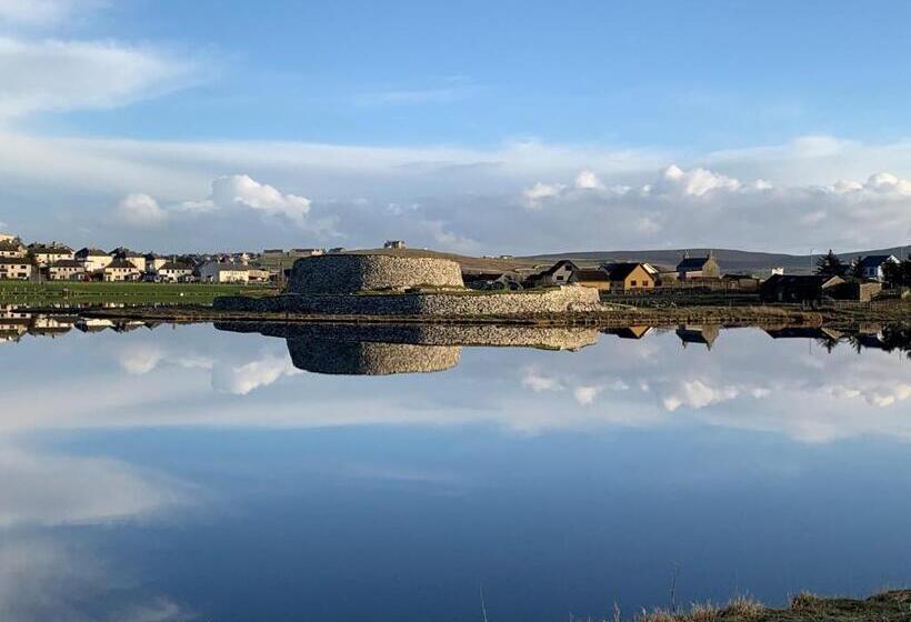 Islesburgh House Hostel