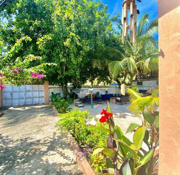 펜션 Villa Orchid Beach Guest House