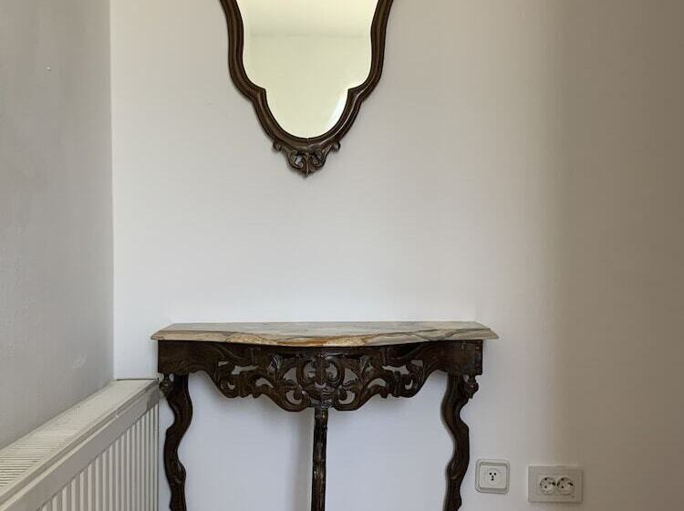 Shanti Too Sığacık Hostel