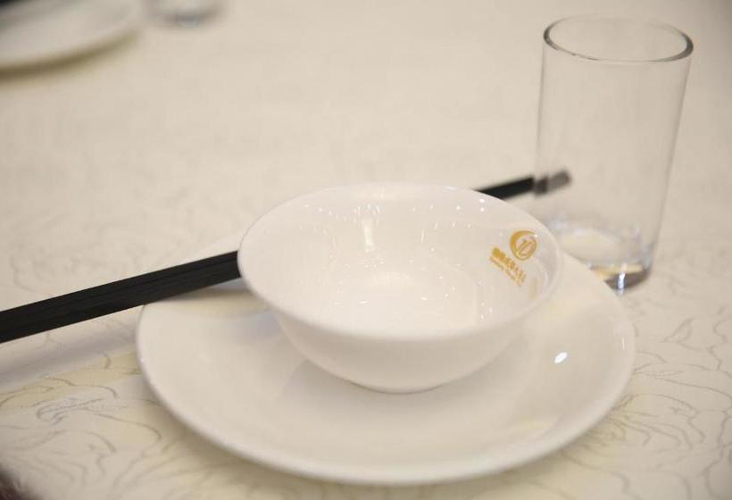 בית מלון כפרי Guodong Chengdu Grand