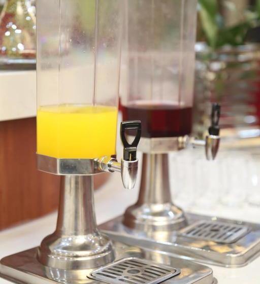 בית מלון כפרי Guodong Chengdu Grand