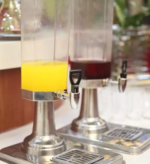 בית מלון כפרי Guodong Chengdu Grand