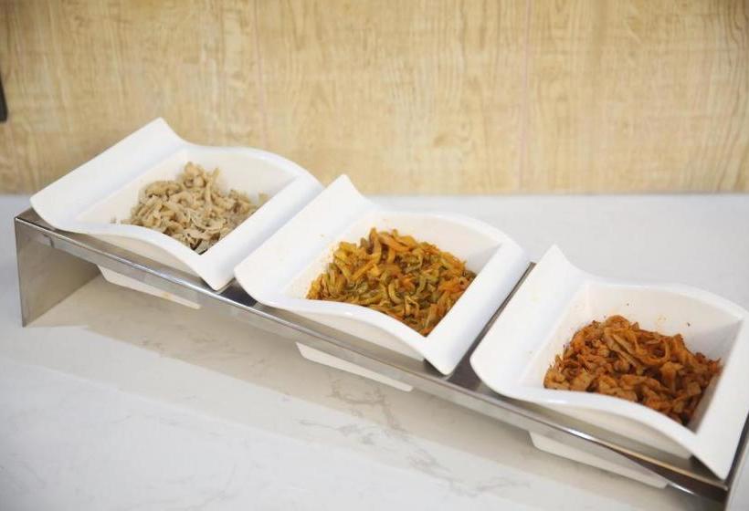 בית מלון כפרי Guodong Chengdu Grand