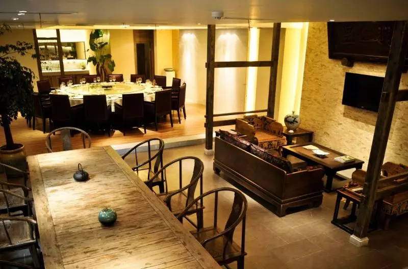 Отель Folk Inn Chengdu