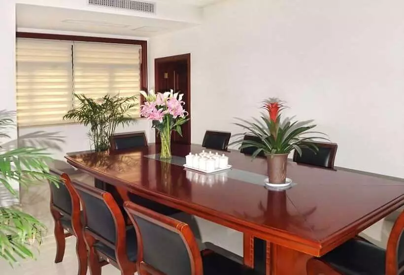 ホテル Greentree Inn Changzhou Chunqiuyancheng Hutang Textile City