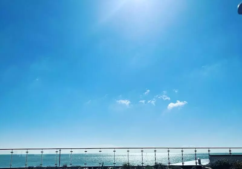 Beautiful Apartment On Ramsgate Sea Front