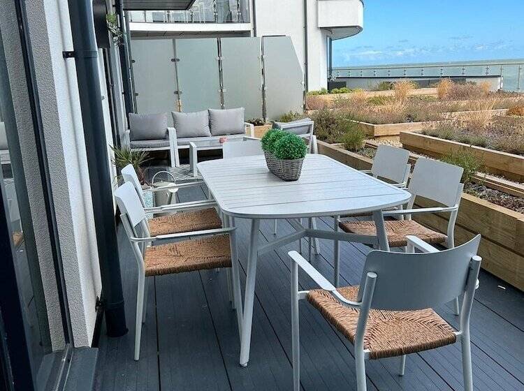 Beautiful Apartment On Ramsgate Sea Front
