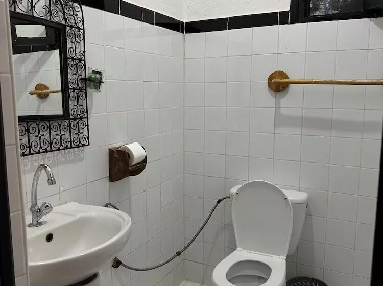 Majatalo Guest House Defat Kasbah