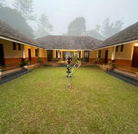 3 Hills Hostel