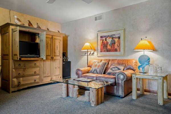 호스텔 Adobe Village Inn Rooms