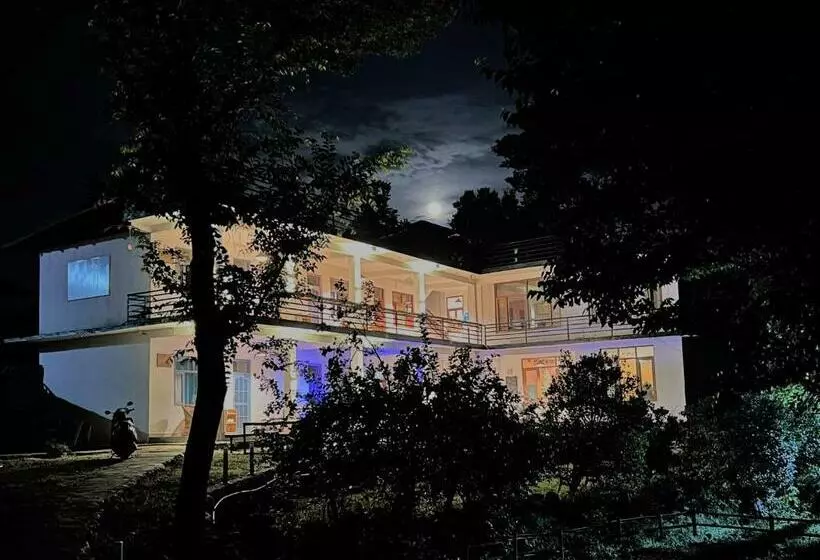 ユースホステル Little Bir