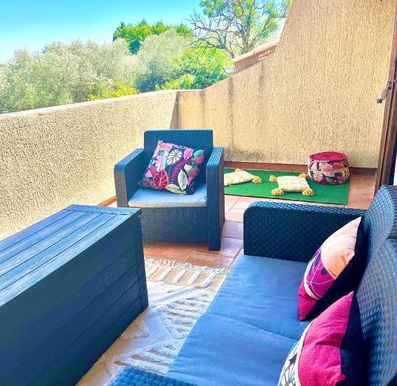 צימר Le Mazet De Choubouloute