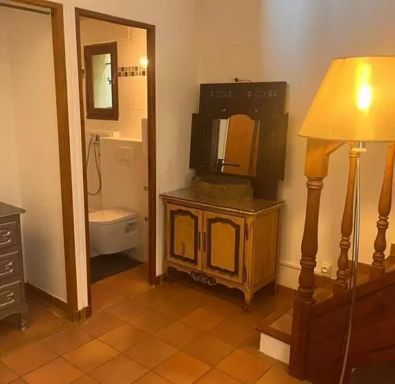 Aamiaismajoitus (B&B) Le Mazet De Choubouloute