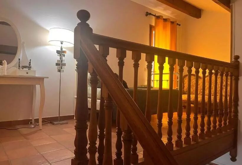 Aamiaismajoitus (B&B) Le Mazet De Choubouloute