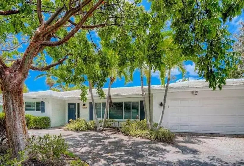 Bimini Breeze Vacation Home