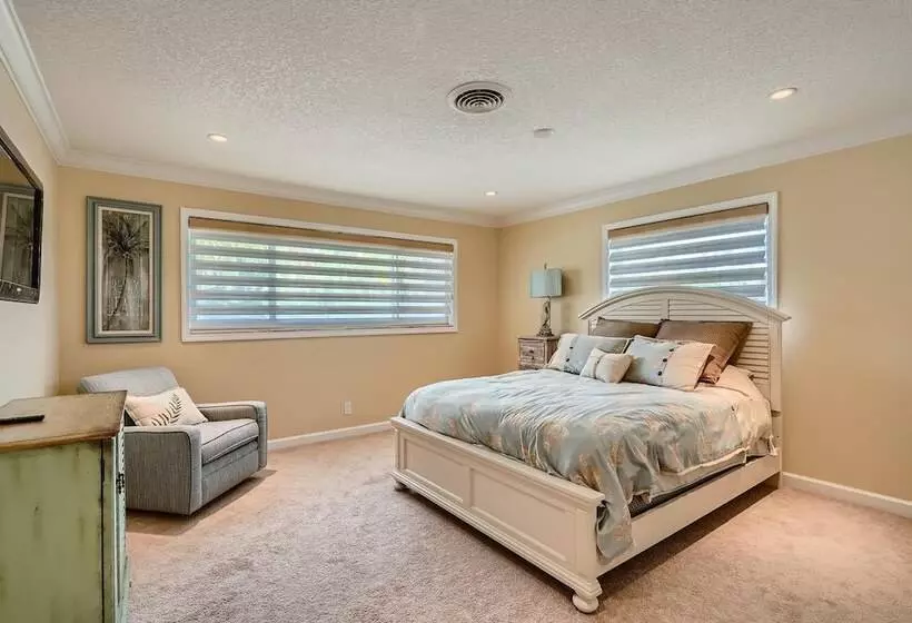 Bimini Breeze Vacation Home