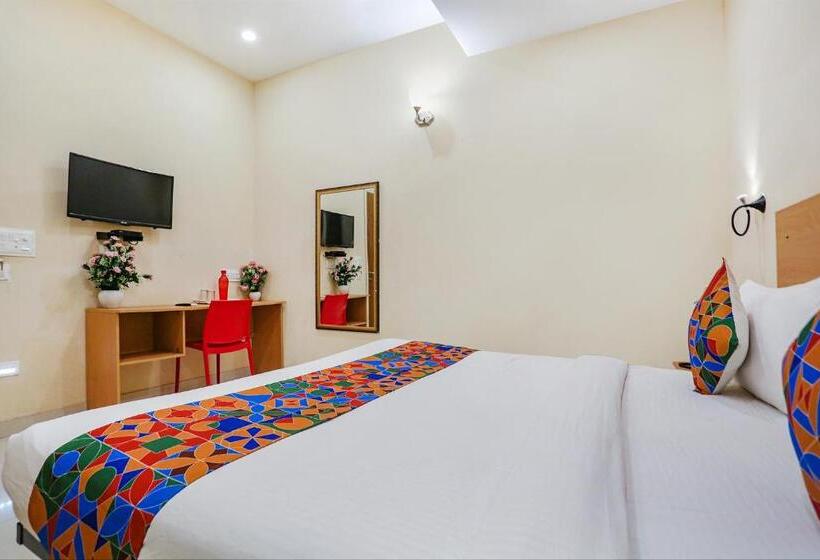 Fabhotel Gk Residency