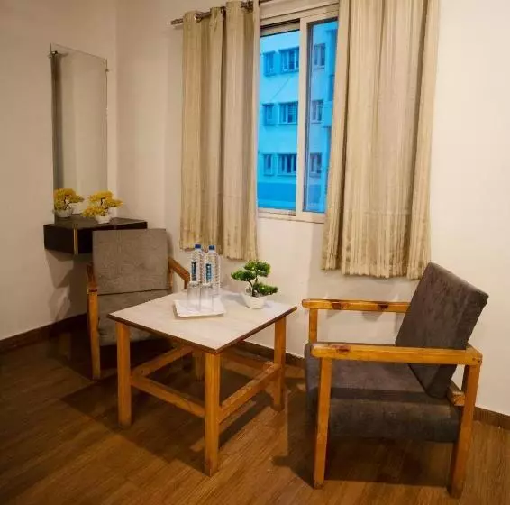 Tripli Hotels Arunoday Palace