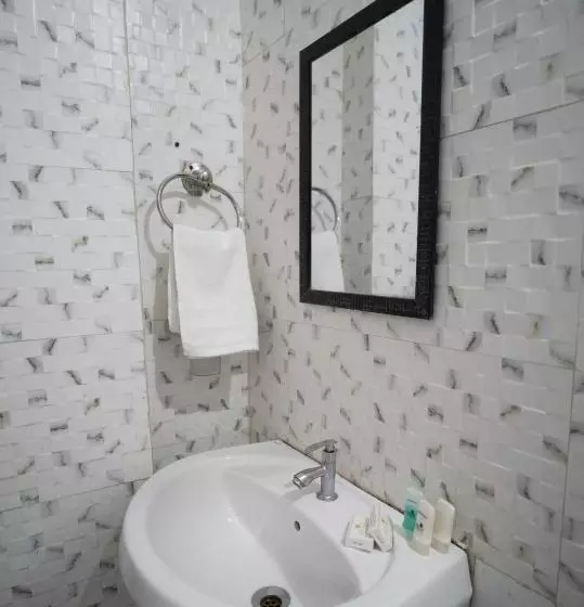 Tripli Hotels Arunoday Palace