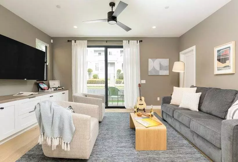 Pacific Villa By Avantstay Steps From Beach Luxurious Modern Indoor Outdoor Living